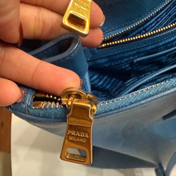 Prada Saffiano Leather Medium Galleria Double Zip Tote - Picture 7 of 10